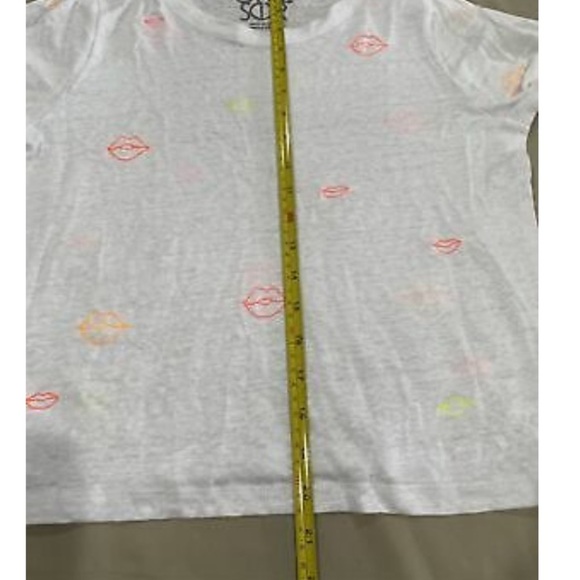 Chaser neon Lips Crop Top Tee Sz S 💋 - Picture 2 of 5